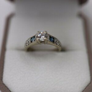 WOMENS 14K WHITE GOLD BRILLIANT CUT BLUE DIAMOND RING PRINCESS sz 6.5